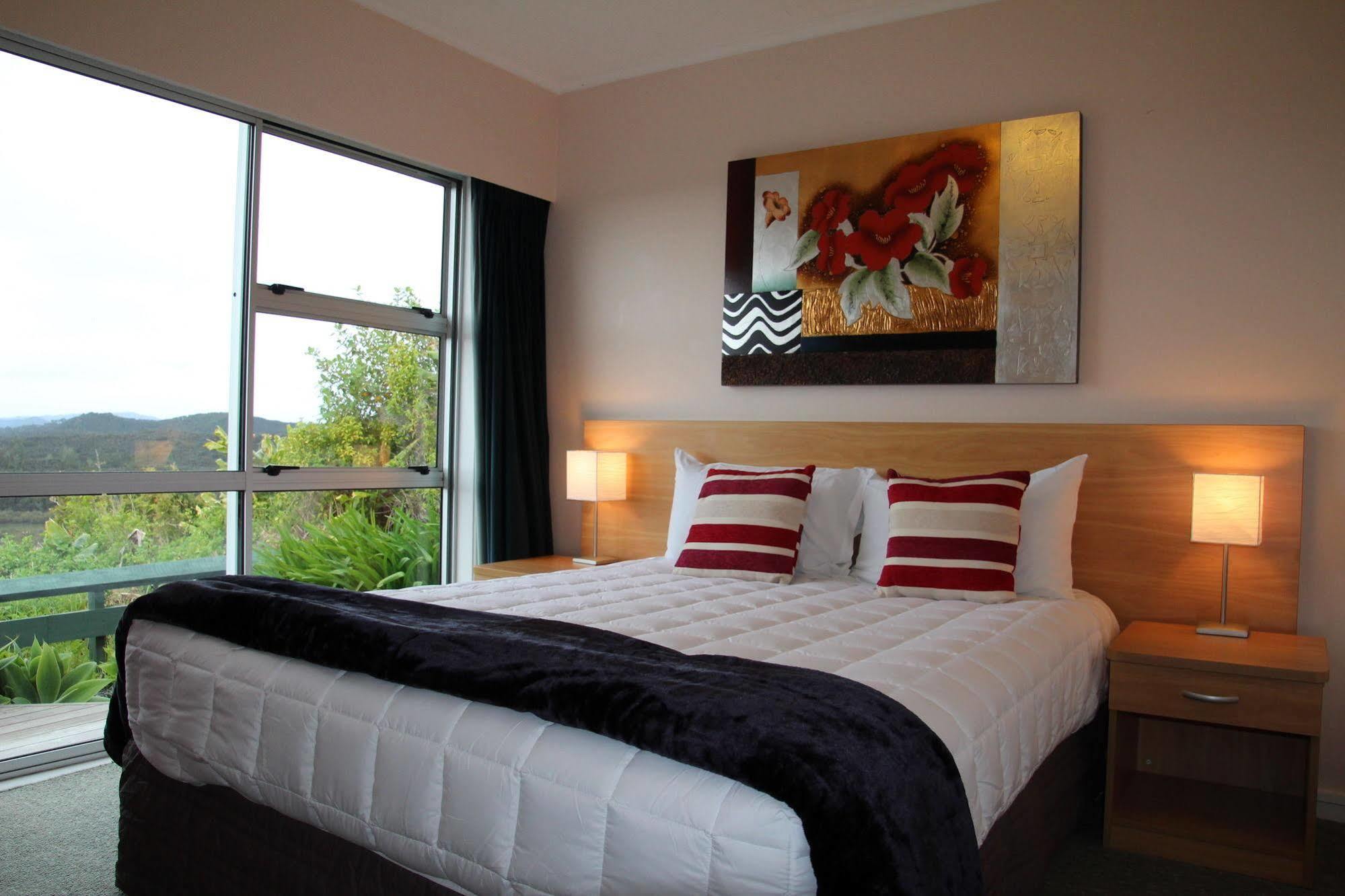 Cook's Lookout 4*